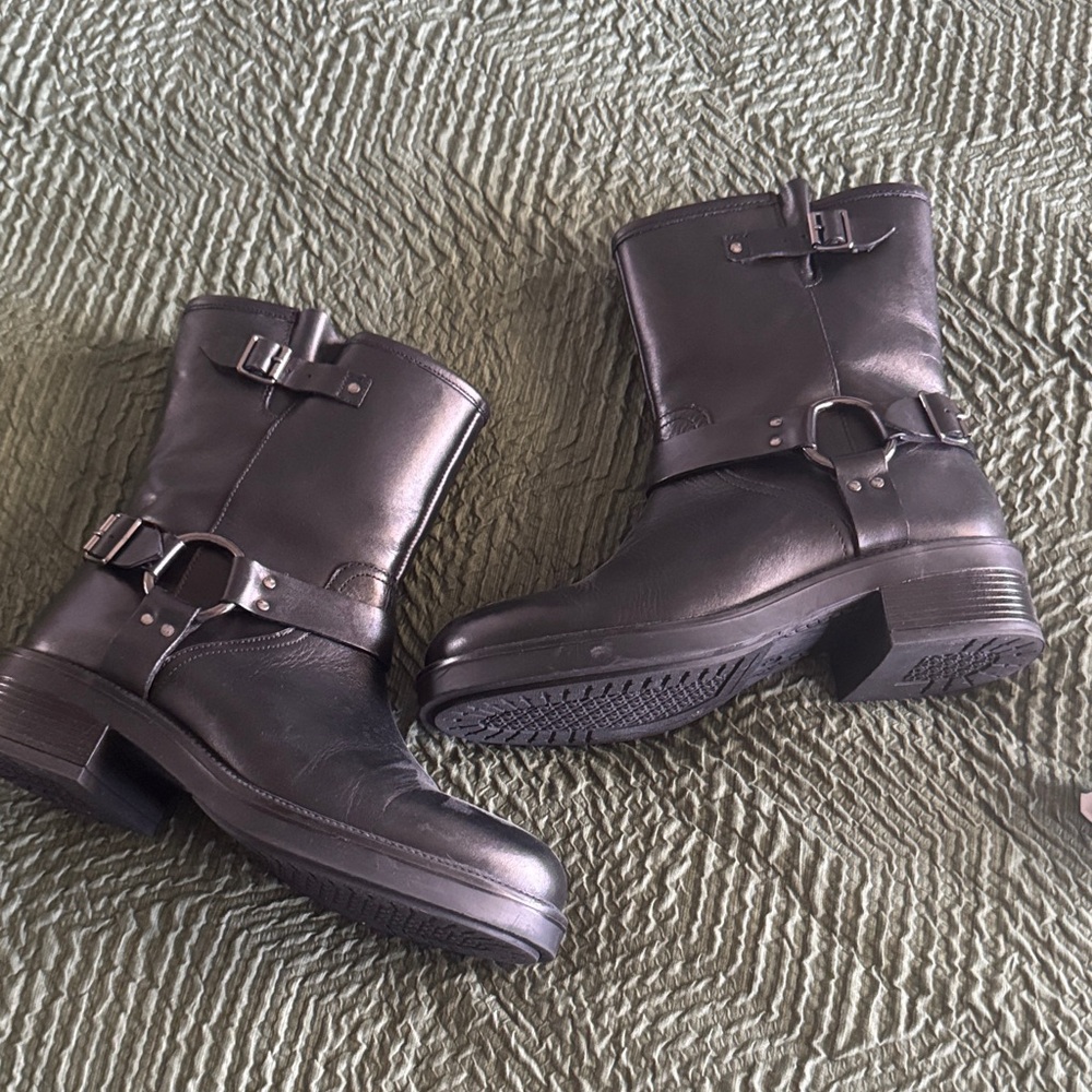 Banana Republic Black Leather Harness Mid-Calf Boots - Women